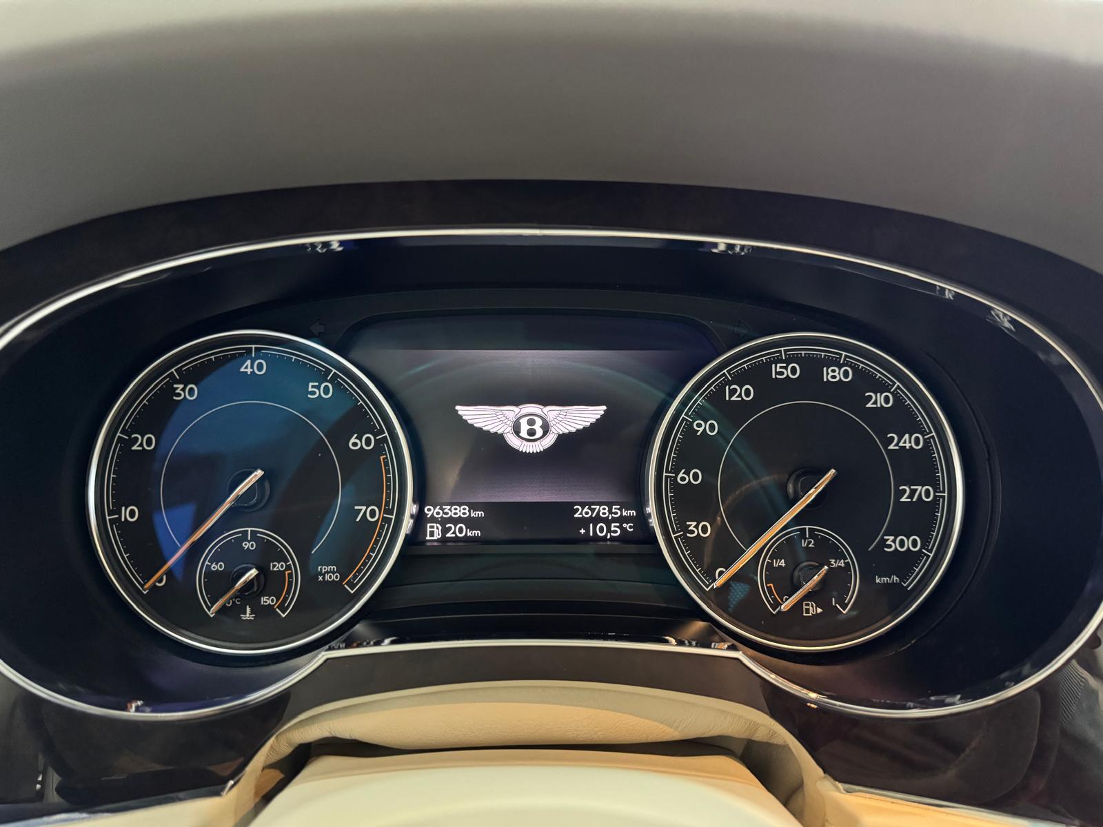 BENTLEY Bentayga W12-image-7