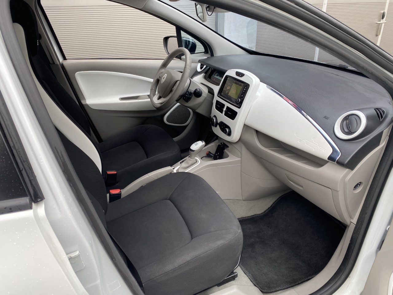 RENAULT Zoe Intens Q210 (Batterie Kauf)-image-10