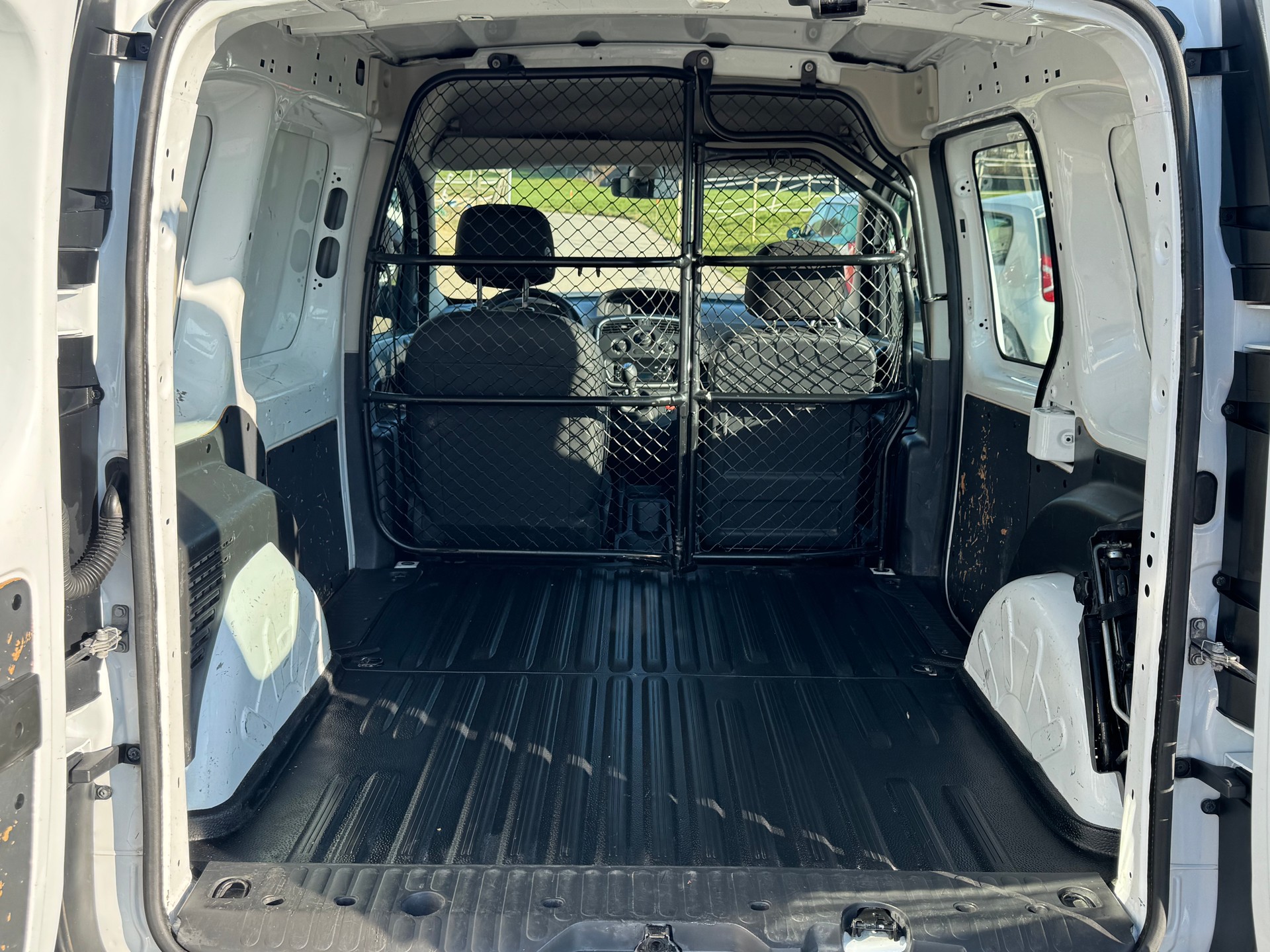 RENAULT Kangoo Medium TCe 115 ENERGY Business-image-4