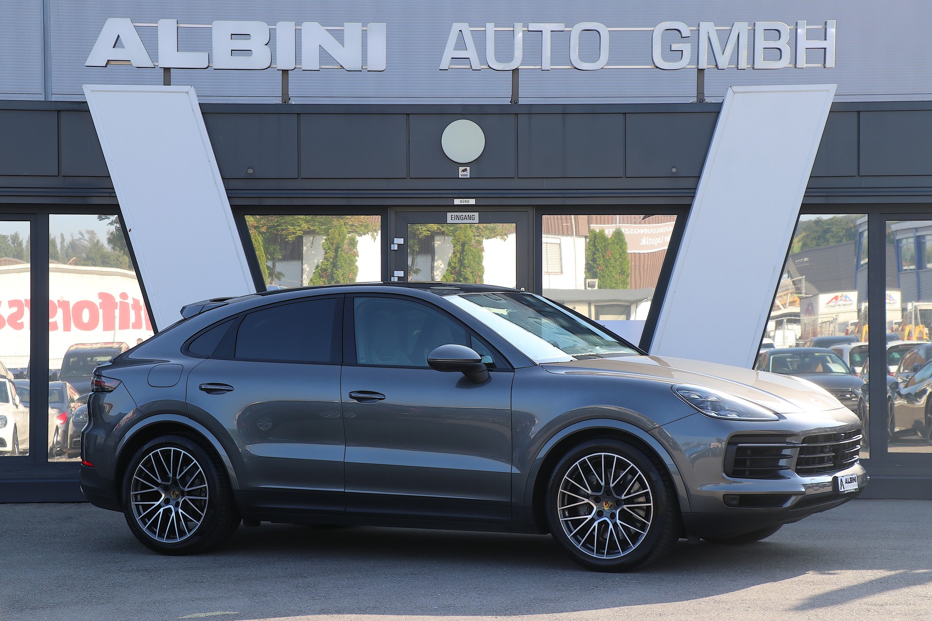 PORSCHE Cayenne S Coupé-image-1