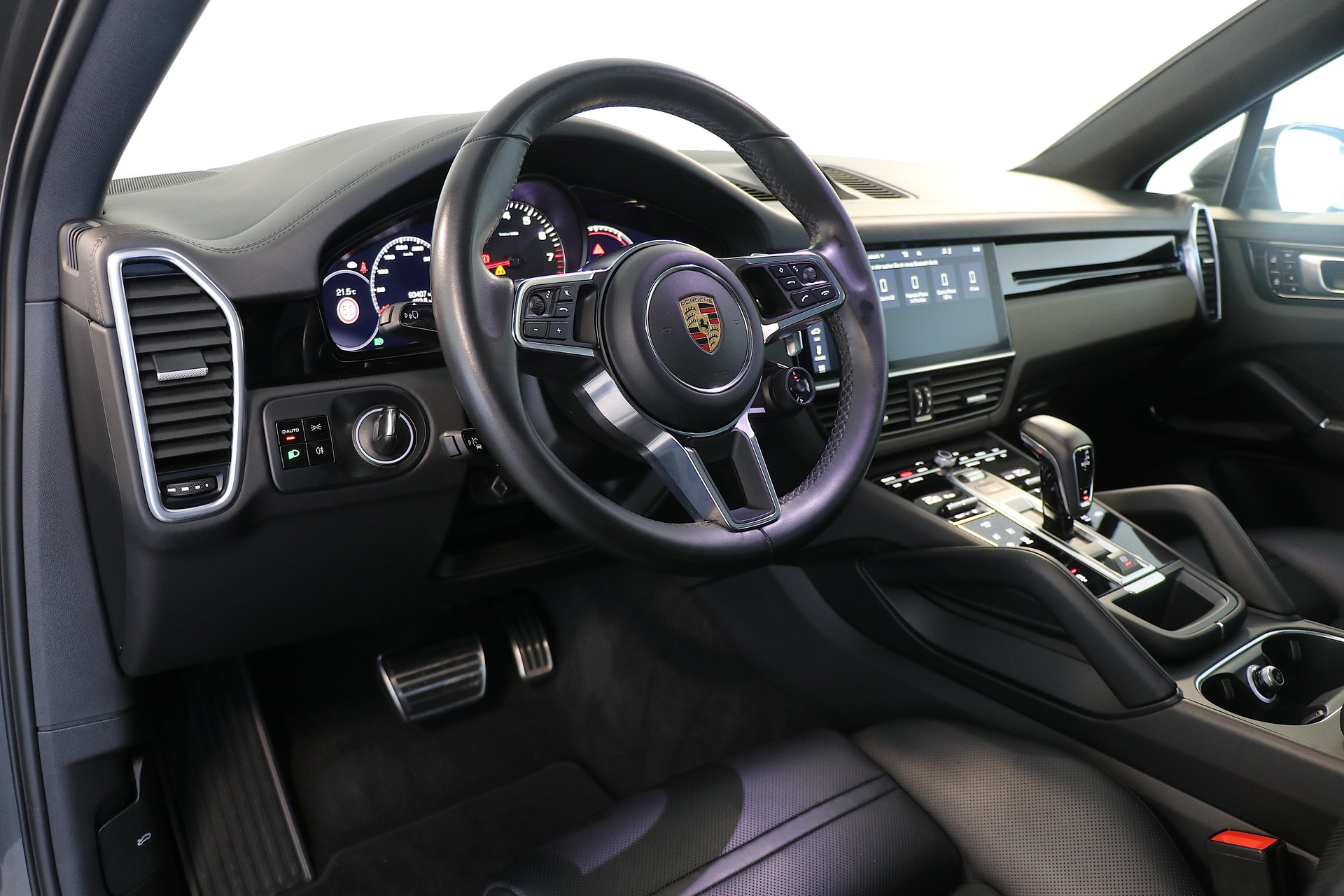PORSCHE Cayenne S Coupé-image-7