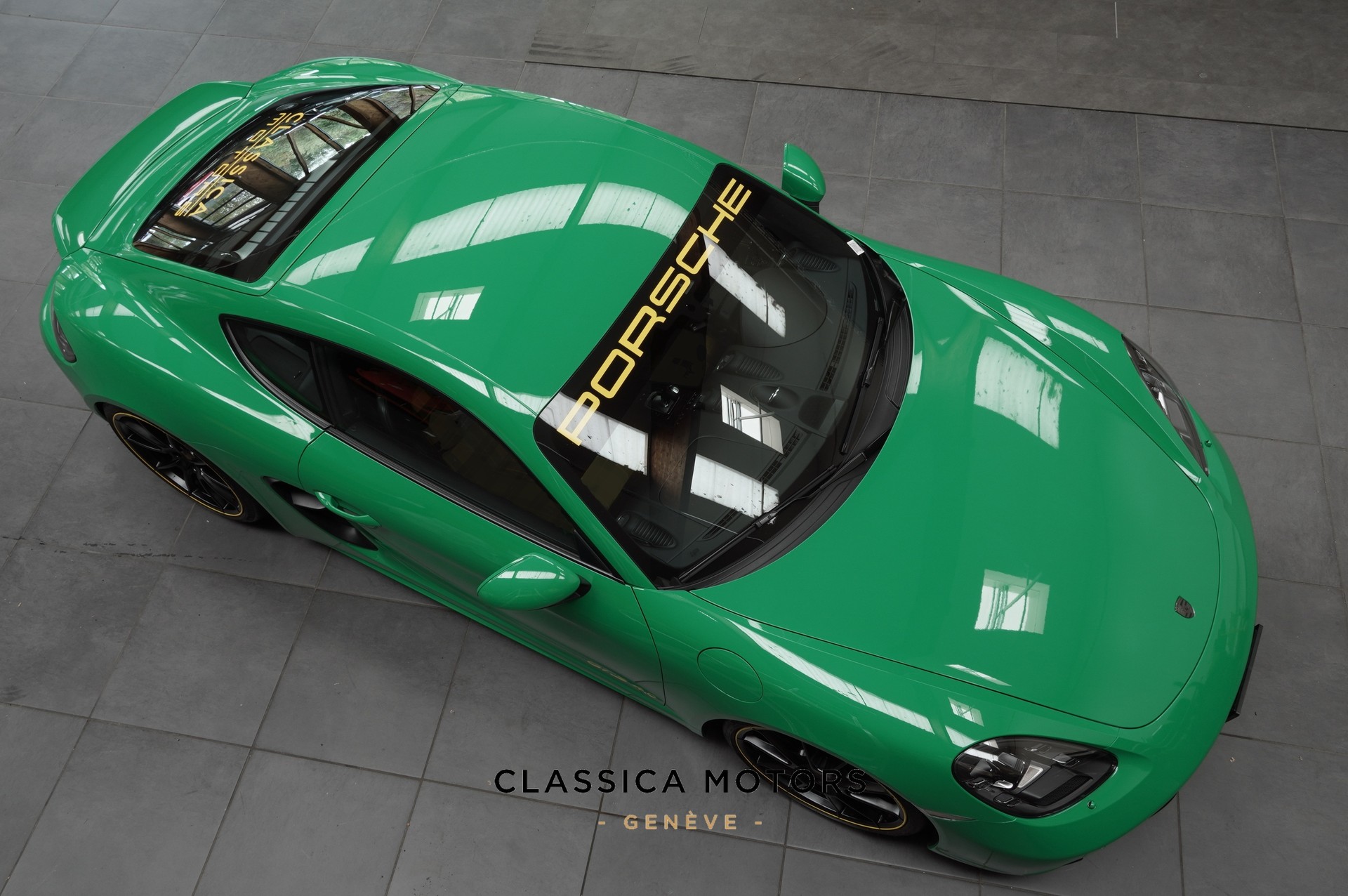 PORSCHE 718 Cayman GTS 4.0 PDK-image-15