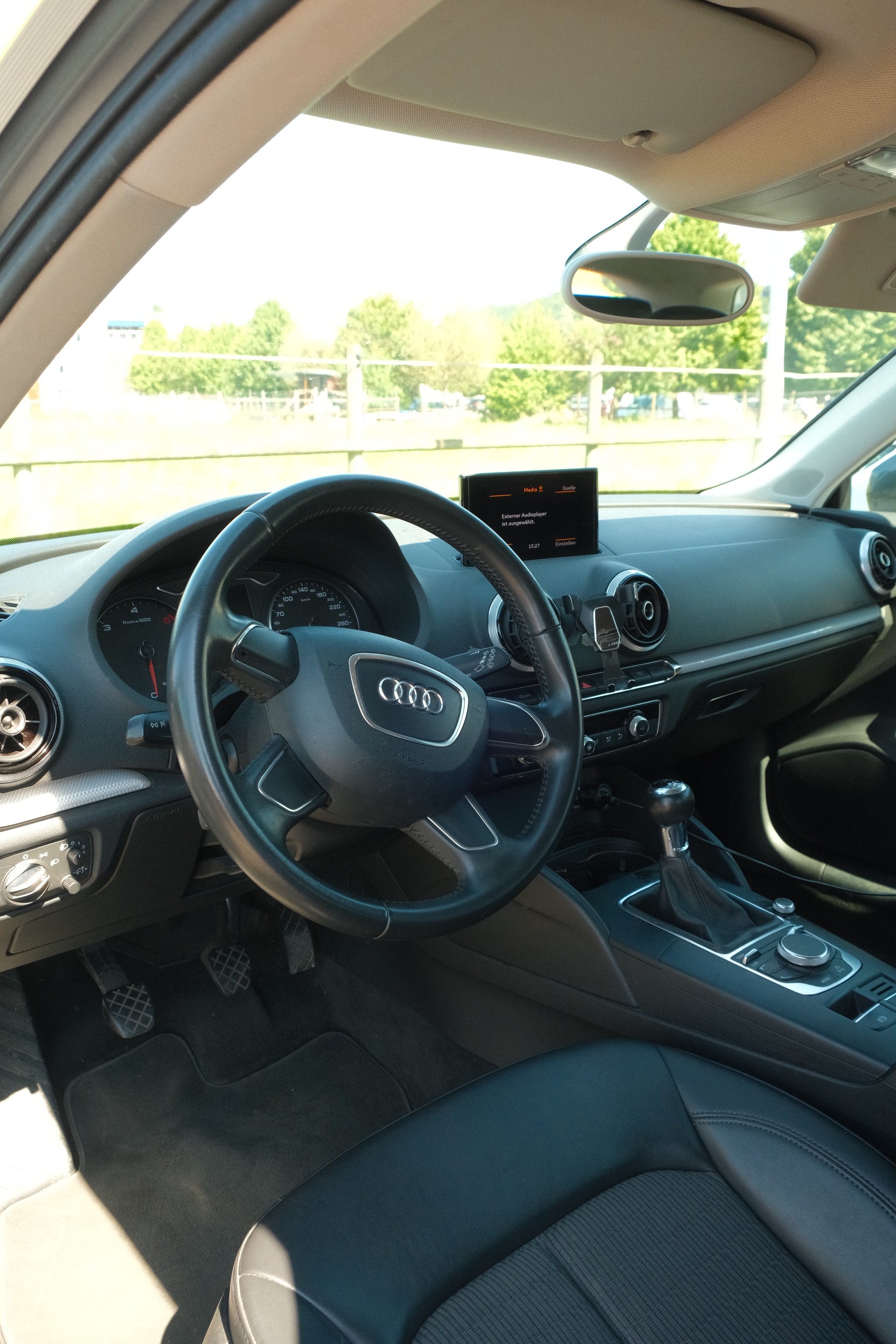 AUDI A3 2.0 TDI Ambiente-image-2