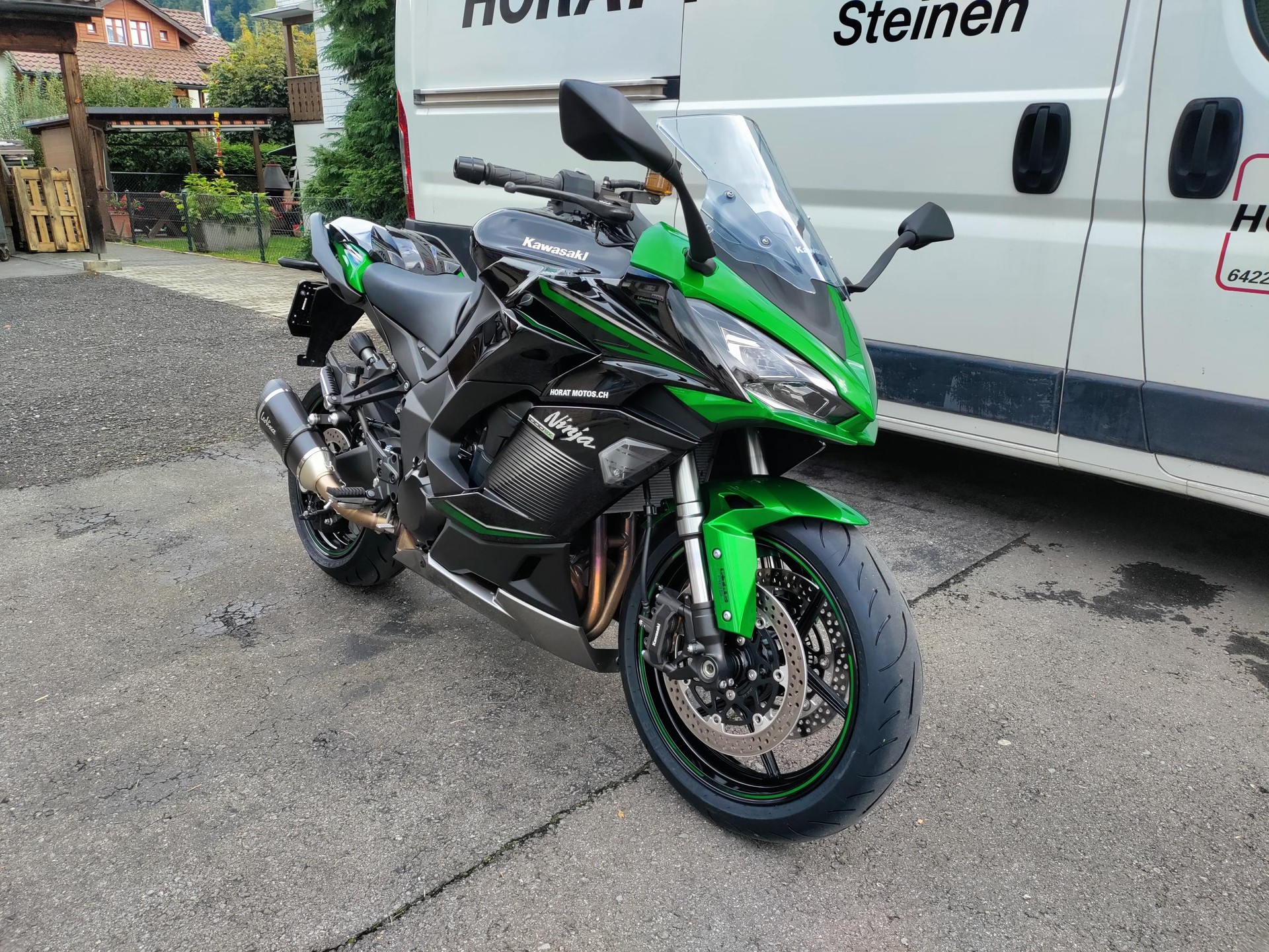 KAWASAKI Ninja 1000 SX