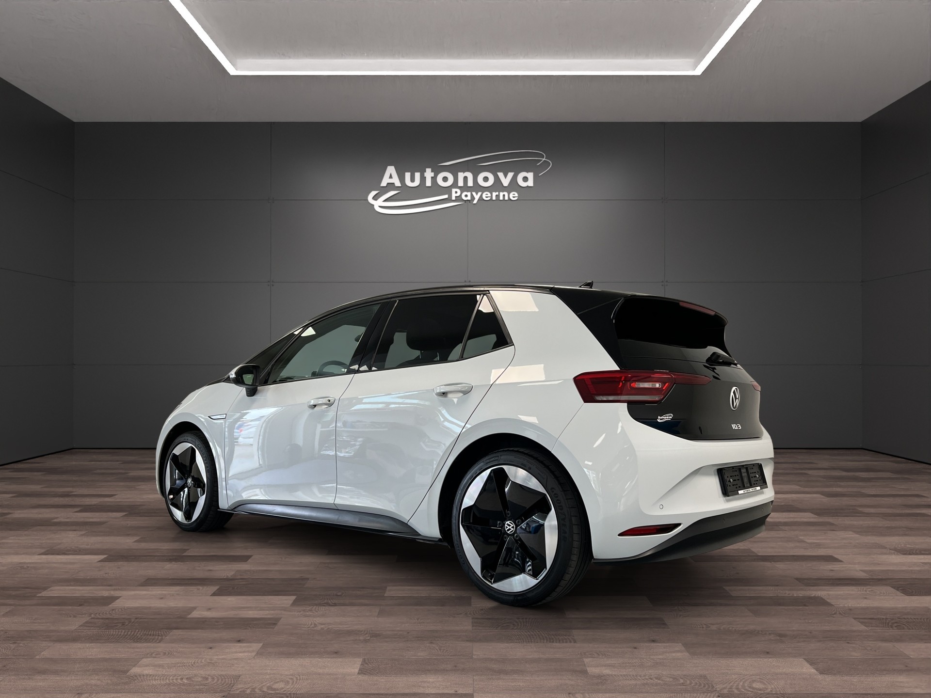 VW ID.3 Pro Performance 58 kWh Family-image-4