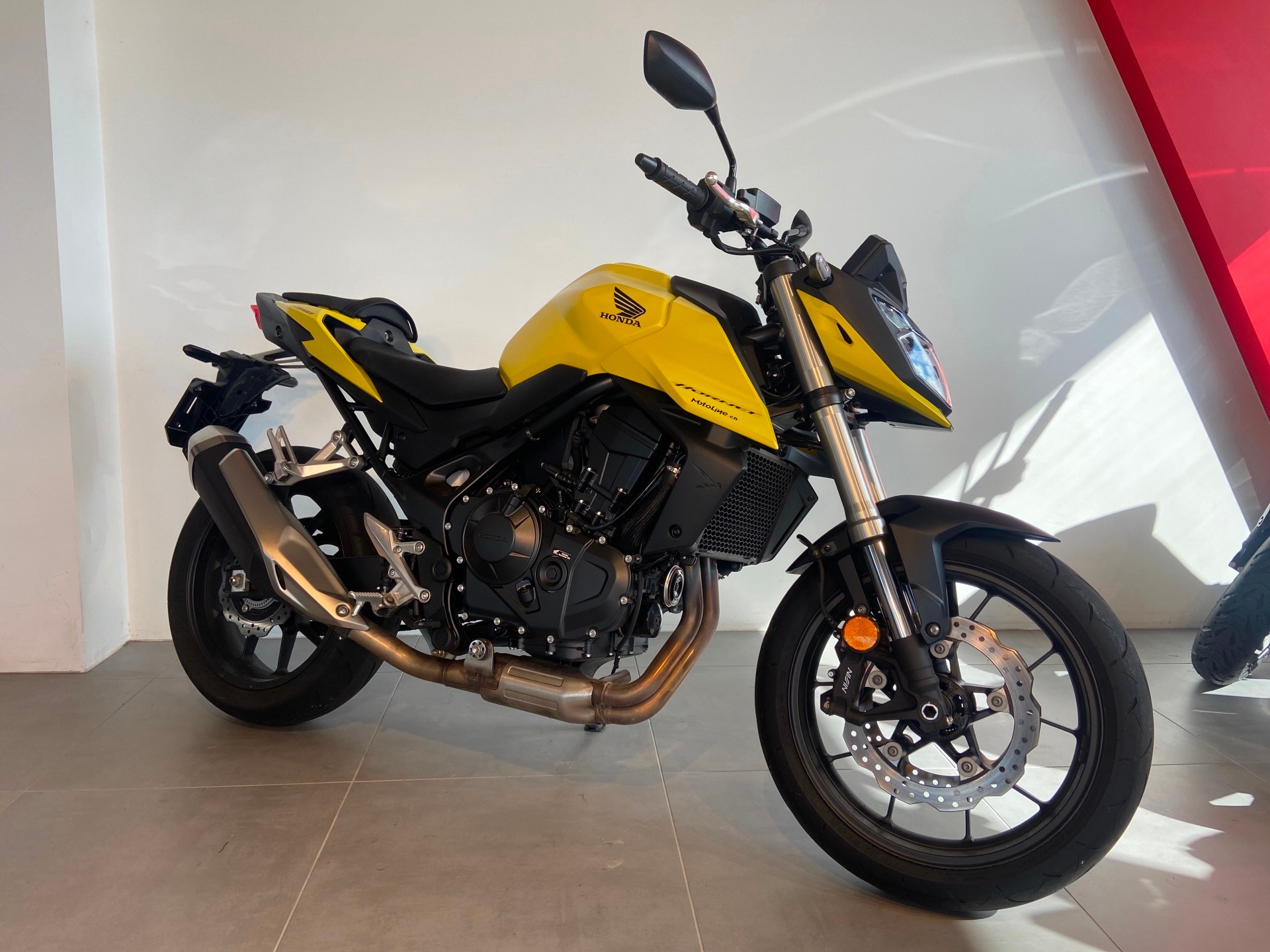 HONDA CB 750 Hornet