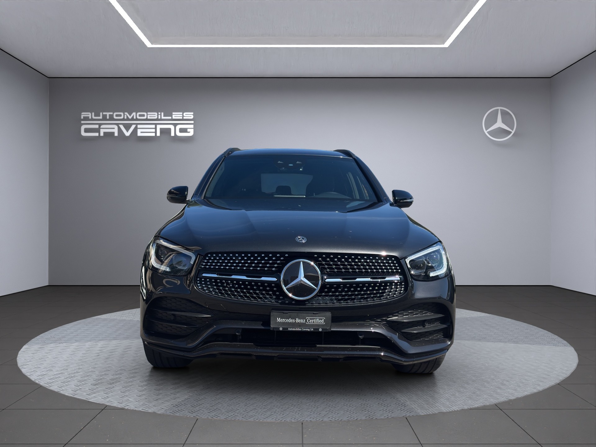 MERCEDES-BENZ GLC 200 AMG Line 4Matic 9G-Tronic-image-7