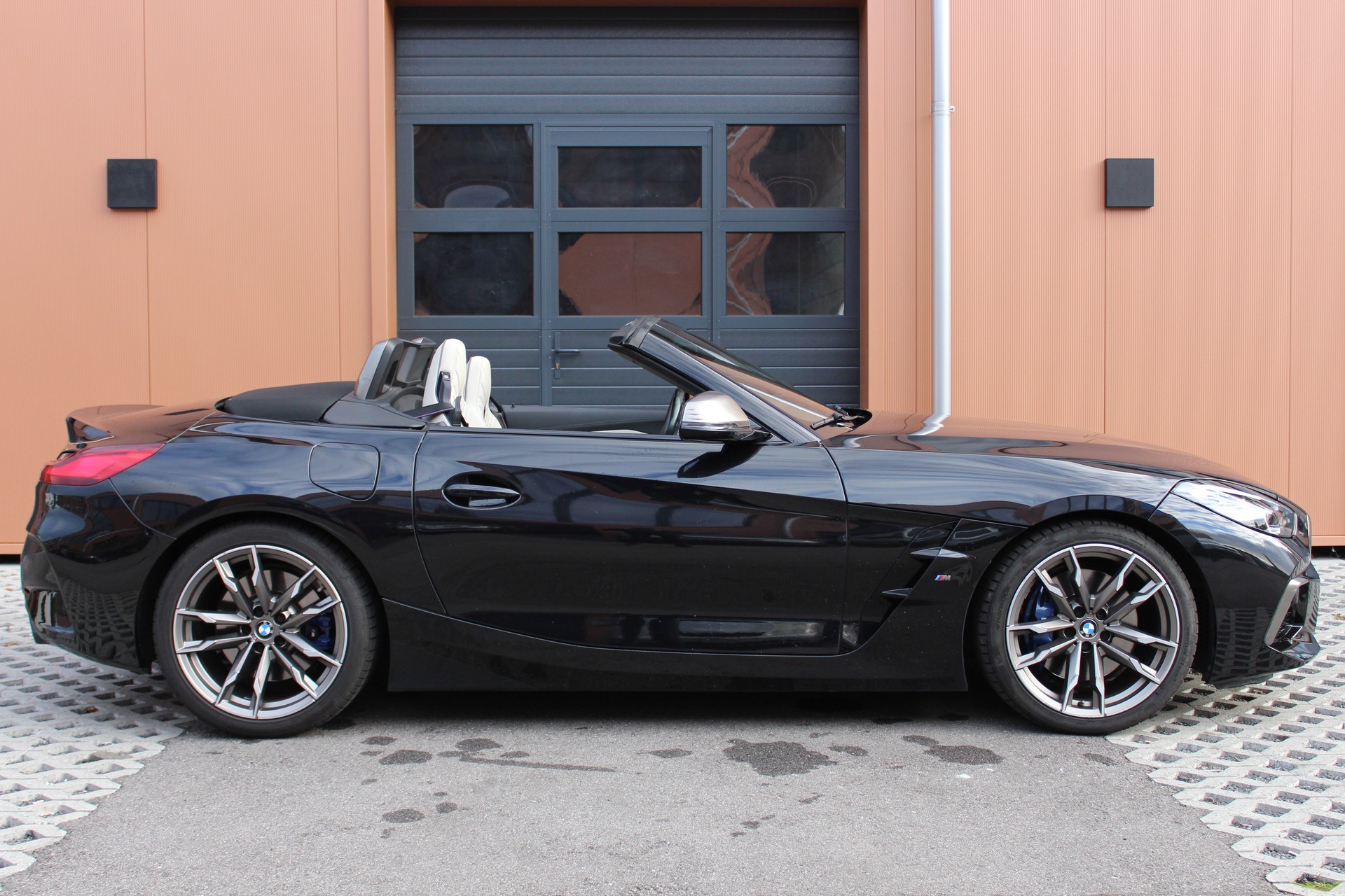BMW Z4 M40i Steptronic - "Harman&Kardon * Head-Up Display * LED Adapt. * Jantes 19' M * Driving Assistant"-image-4