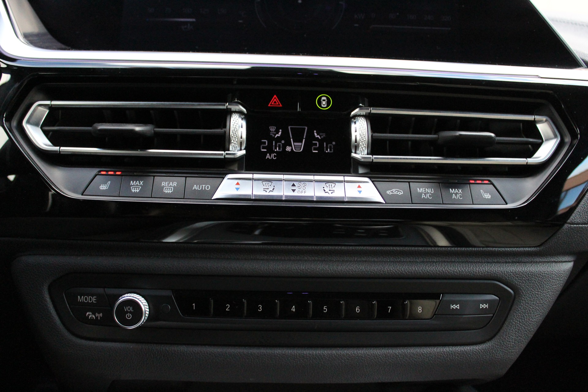 BMW Z4 M40i Steptronic - "Harman&Kardon * Head-Up Display * LED Adapt. * Jantes 19' M * Driving Assistant"-image-17