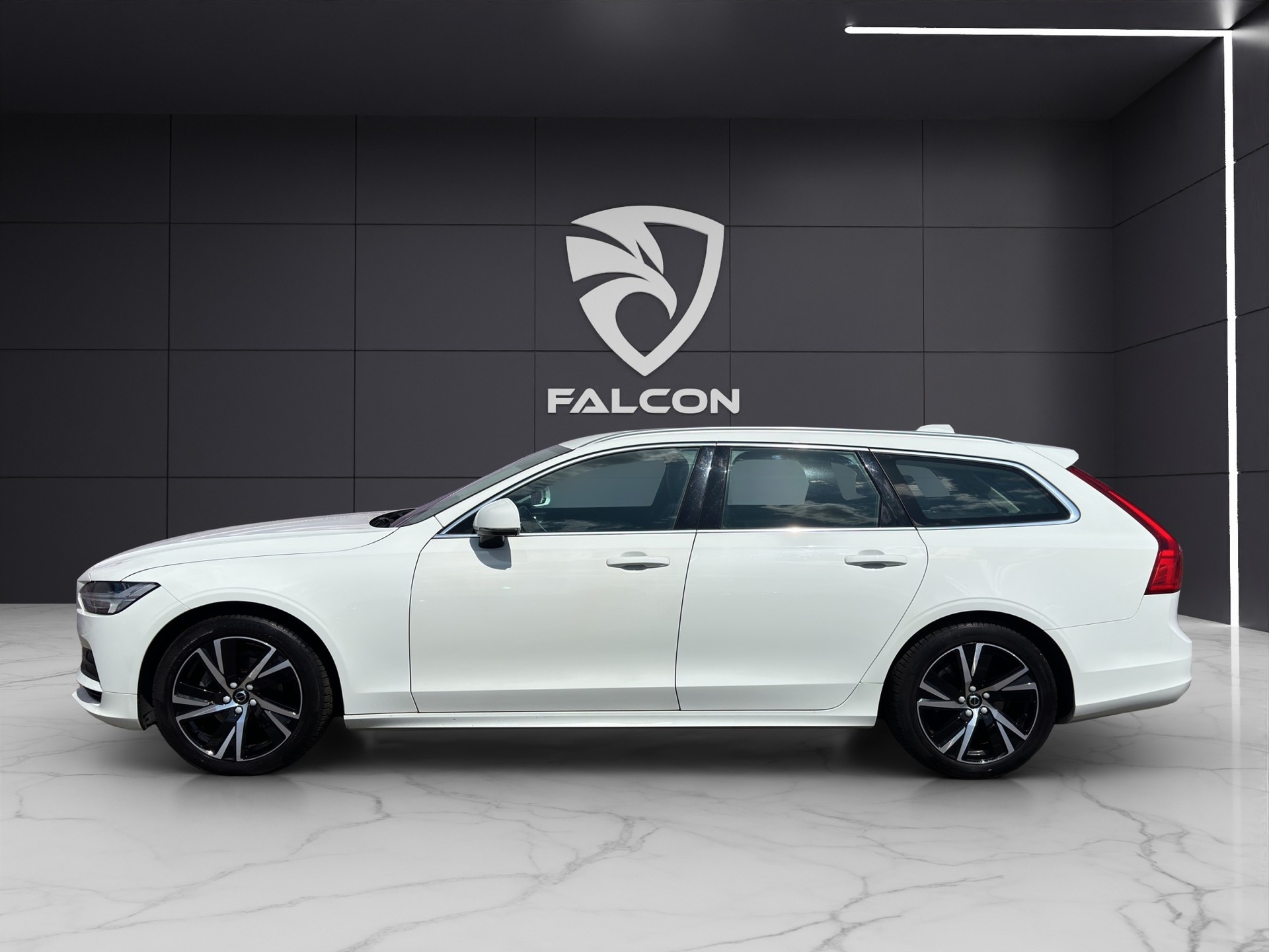 VOLVO V90 D3 Momentum Geartronic-showroom-element-2