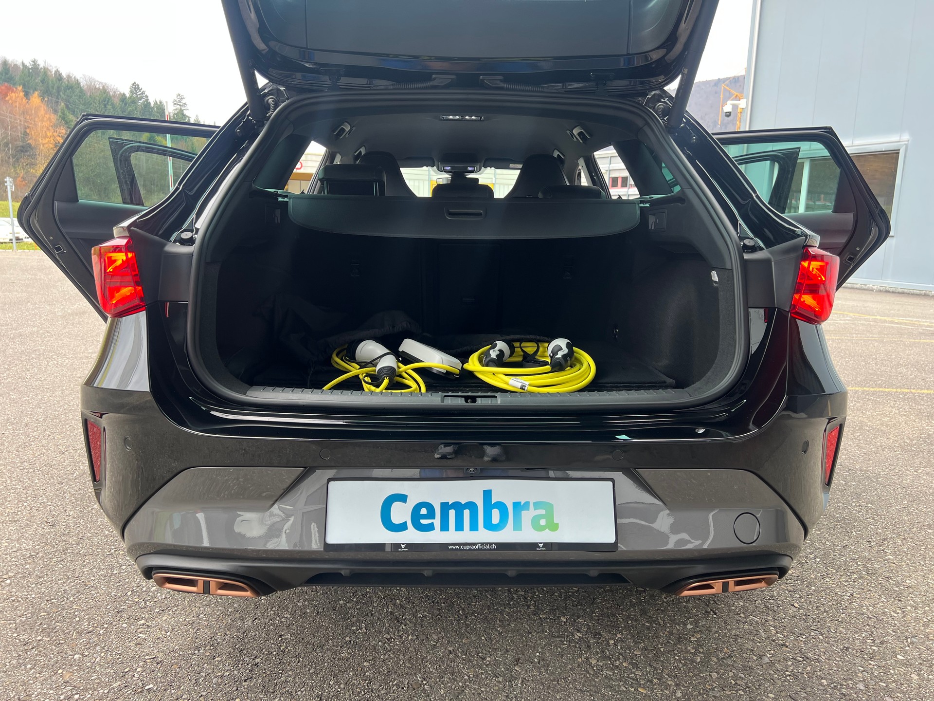 CUPRA LEON "272 PS" !! ST 1.5 E.-HYBRID pHEV. VZ-DSG. CH WAGEN !! AMAG VOLLGARANTIE. TOP AUSSTATTUNG.-image-9