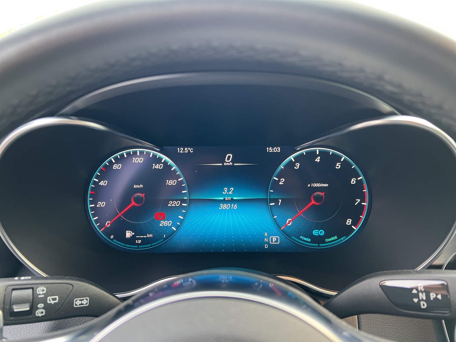 MERCEDES-BENZ GLC 200 AMG Line 4Matic-image-11