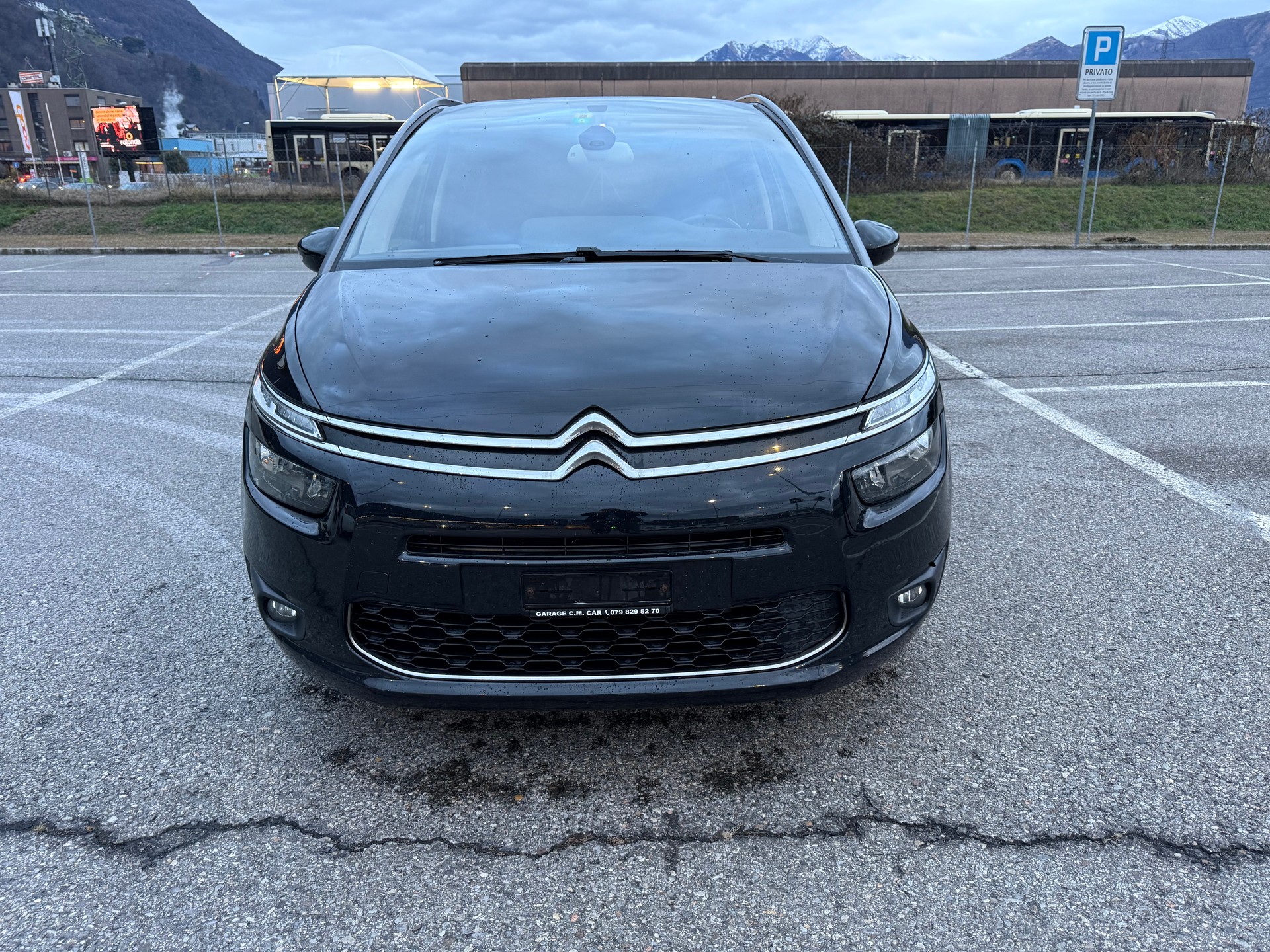 CITROEN Grand C4 Picasso 1.6 e-HDi Exclusive EGS6-image-1
