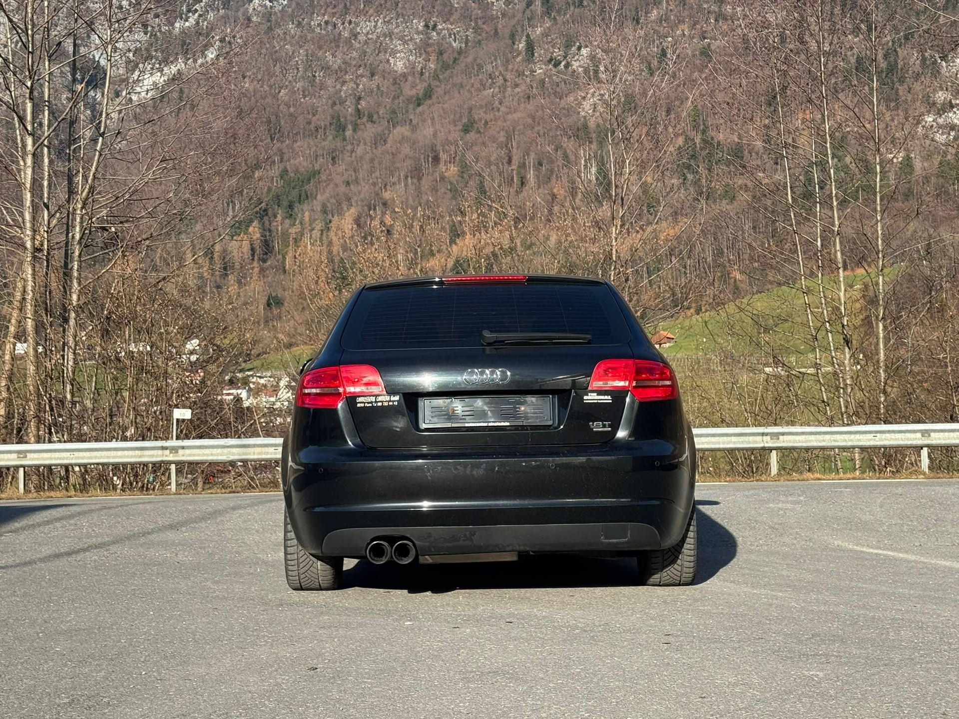 AUDI A3 Sportback 1.8 TFSI Ambiente quattro-image-3