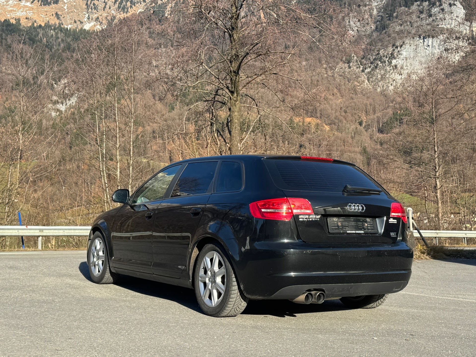 AUDI A3 Sportback 1.8 TFSI Ambiente quattro-image-6