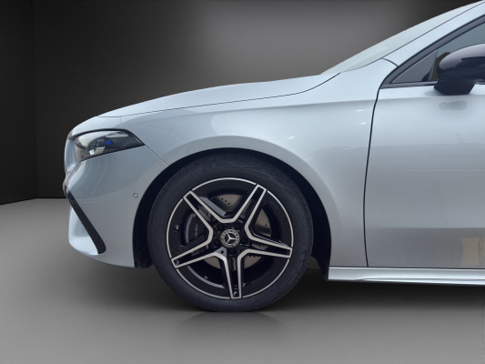 MERCEDES-BENZ A 220 d 8G-DCT-image-4