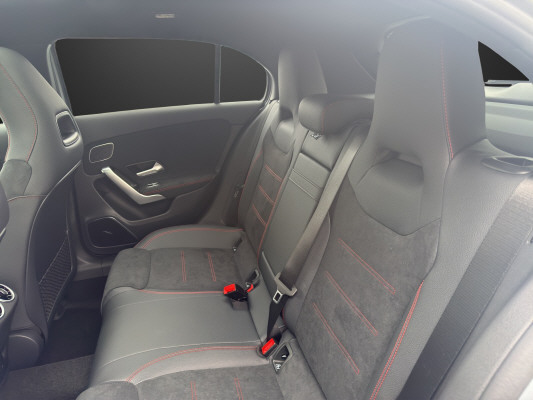 MERCEDES-BENZ A 220 d 8G-DCT-image-8