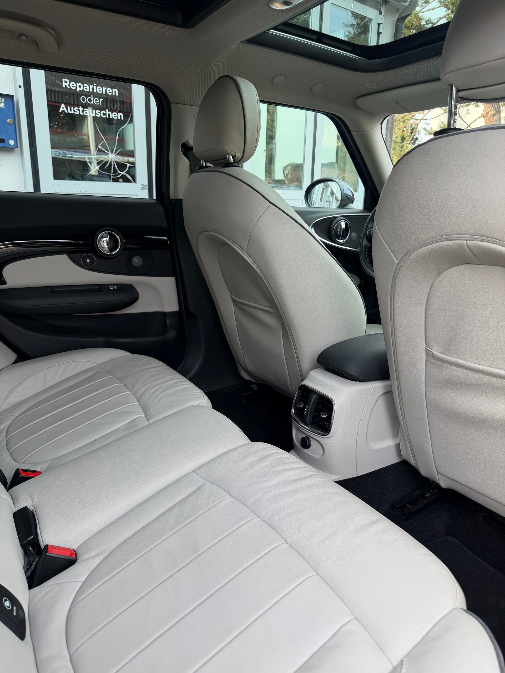 MINI Clubman Cooper S ALL4 Steptronic-image-12