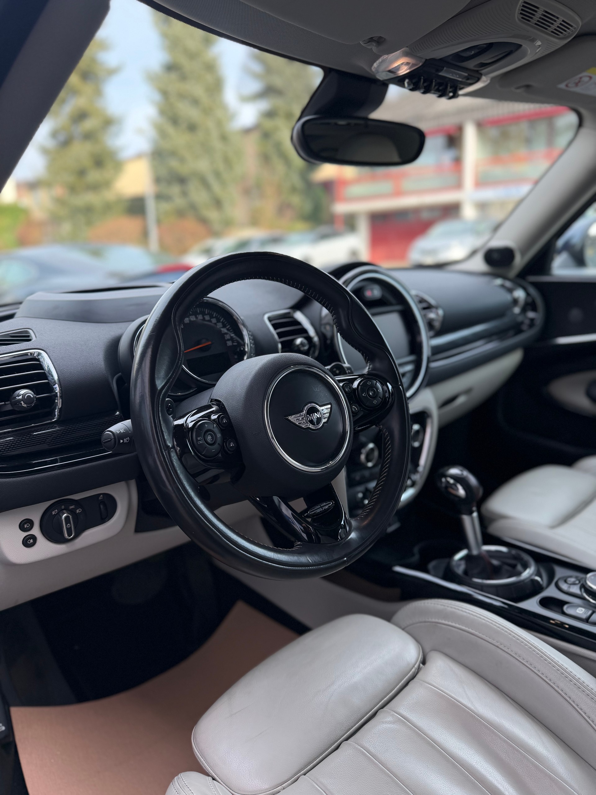 MINI Clubman Cooper S ALL4 Steptronic-image-5