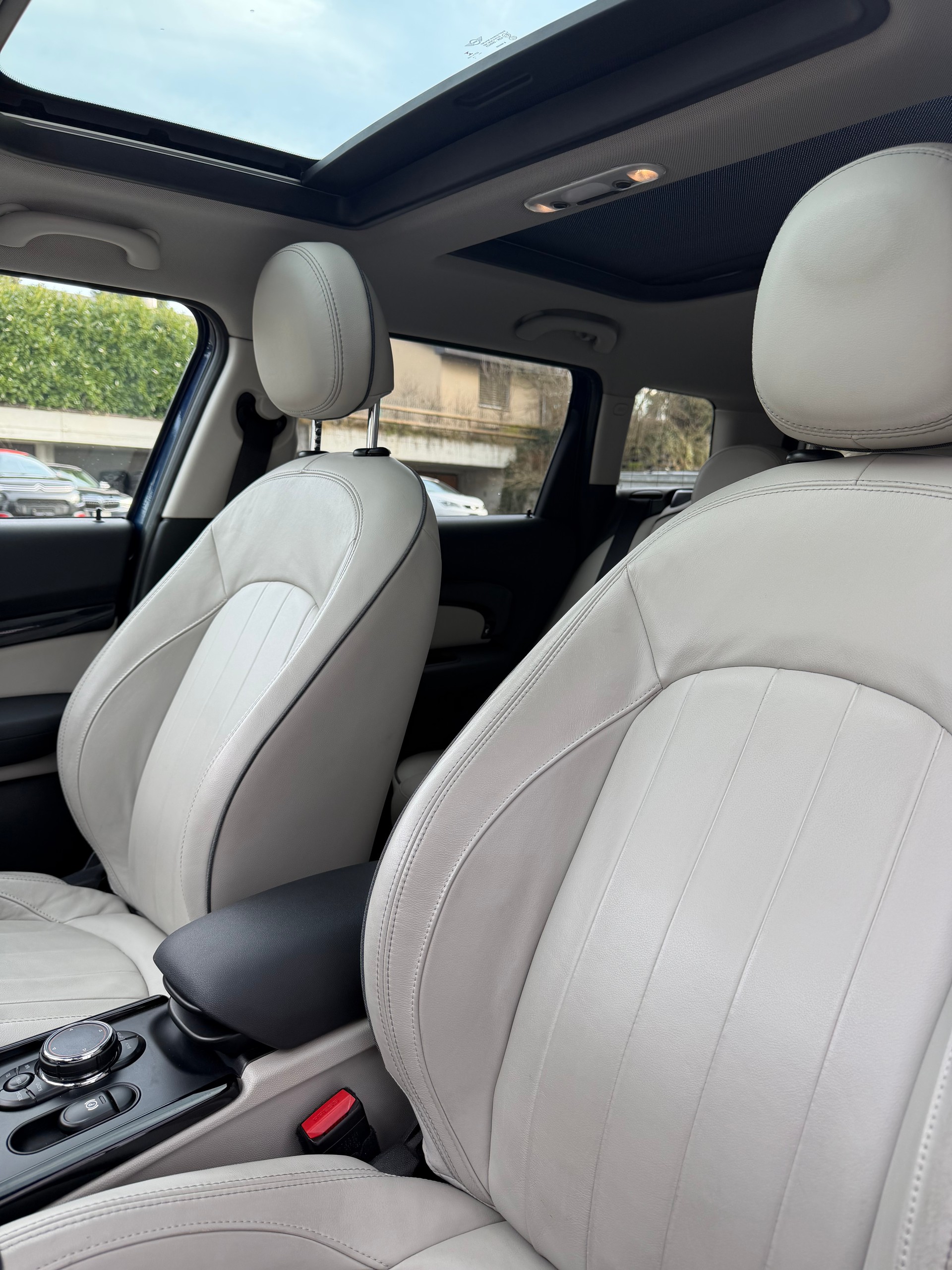 MINI Clubman Cooper S ALL4 Steptronic-image-6