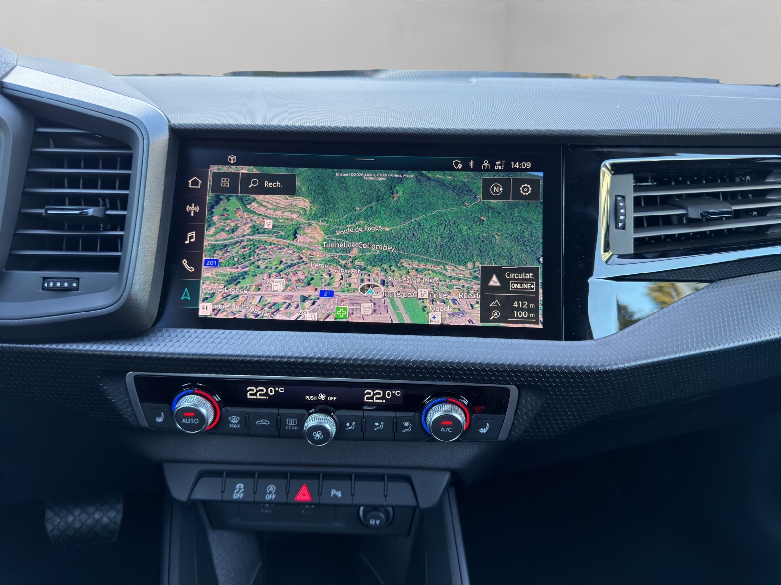 AUDI A1 Sportback 30 TFSI Attraction S-tronic-image-8