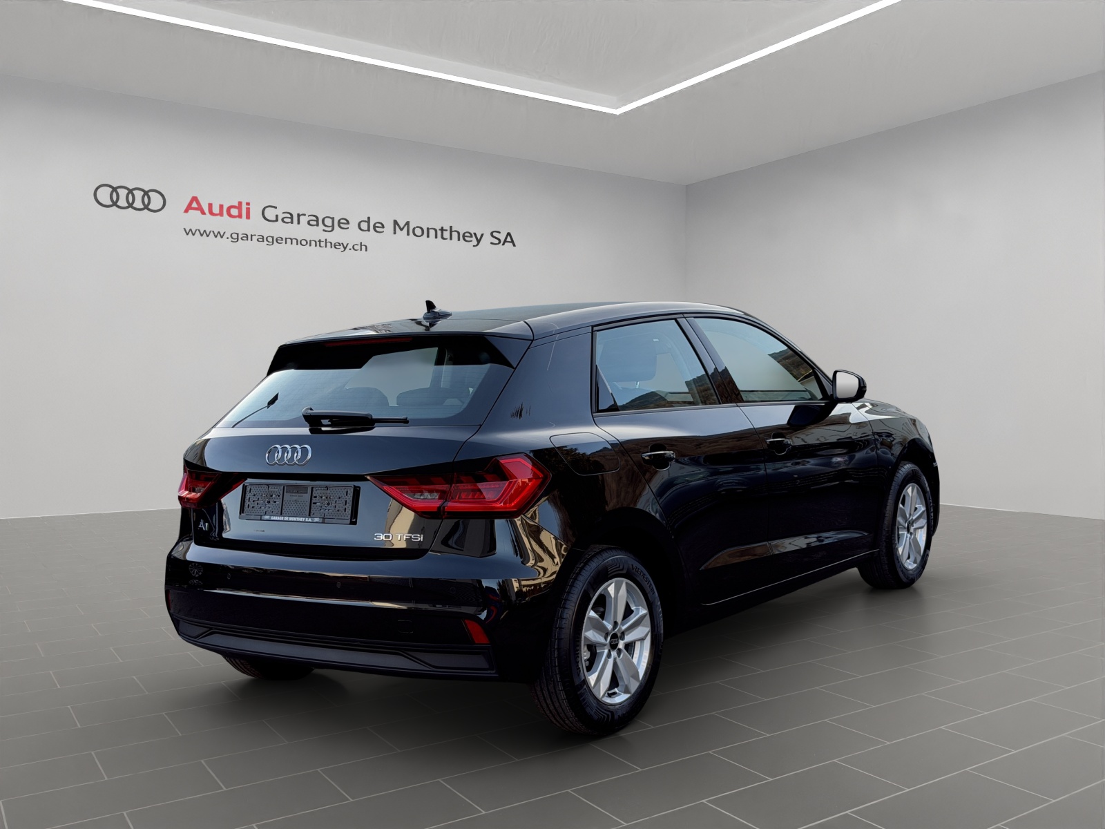AUDI A1 Sportback 30 TFSI Attraction S-tronic-image-3