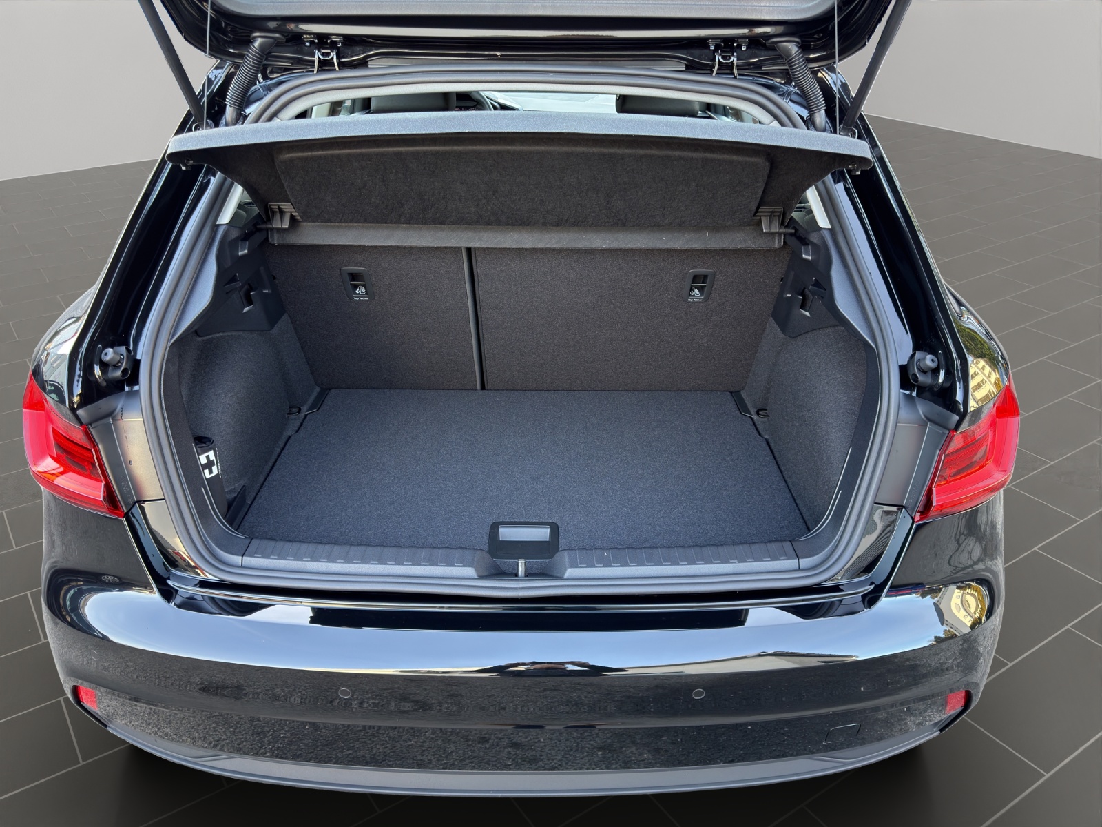 AUDI A1 Sportback 30 TFSI Attraction S-tronic-image-15