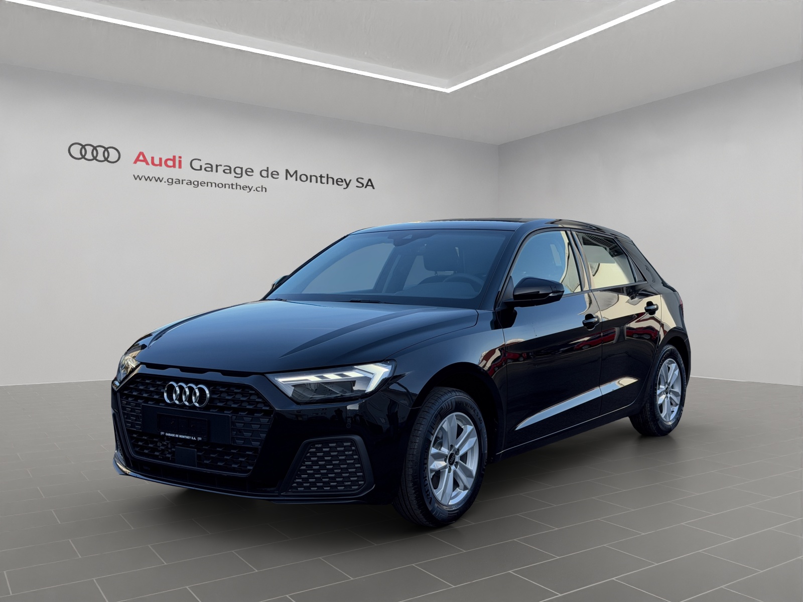 AUDI A1 Sportback 30 TFSI Attraction S-tronic-image-0