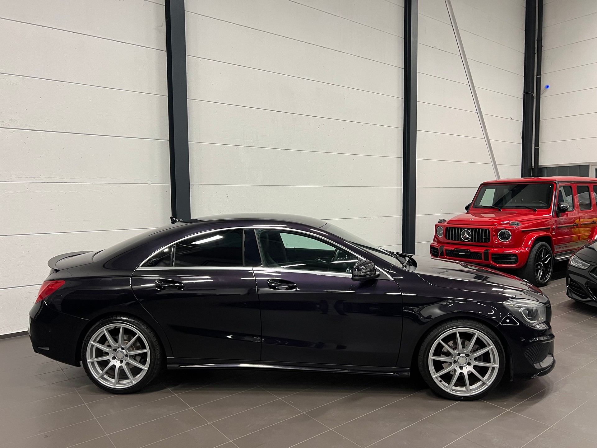 MERCEDES-BENZ CLA 180 AMG Line-image-5