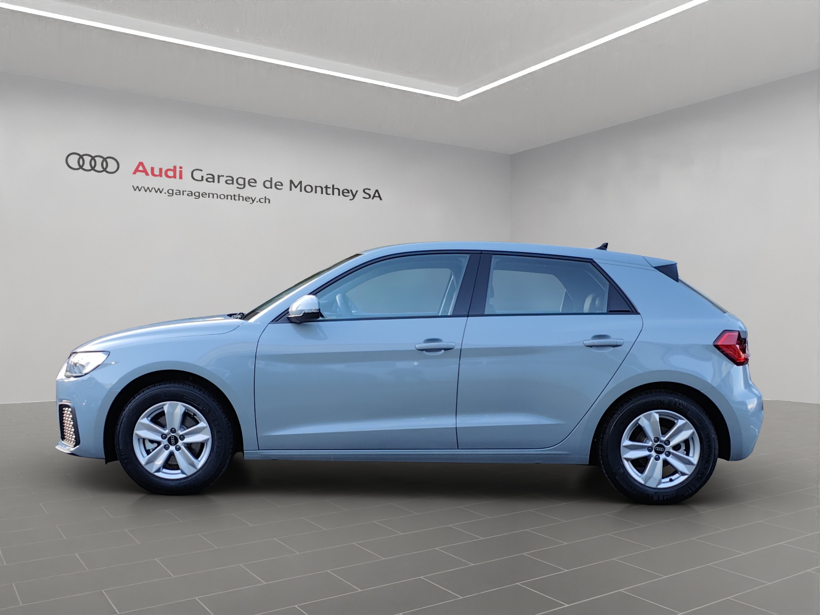 AUDI A1 Sportback 30 TFSI Attraction S-tronic-image-1