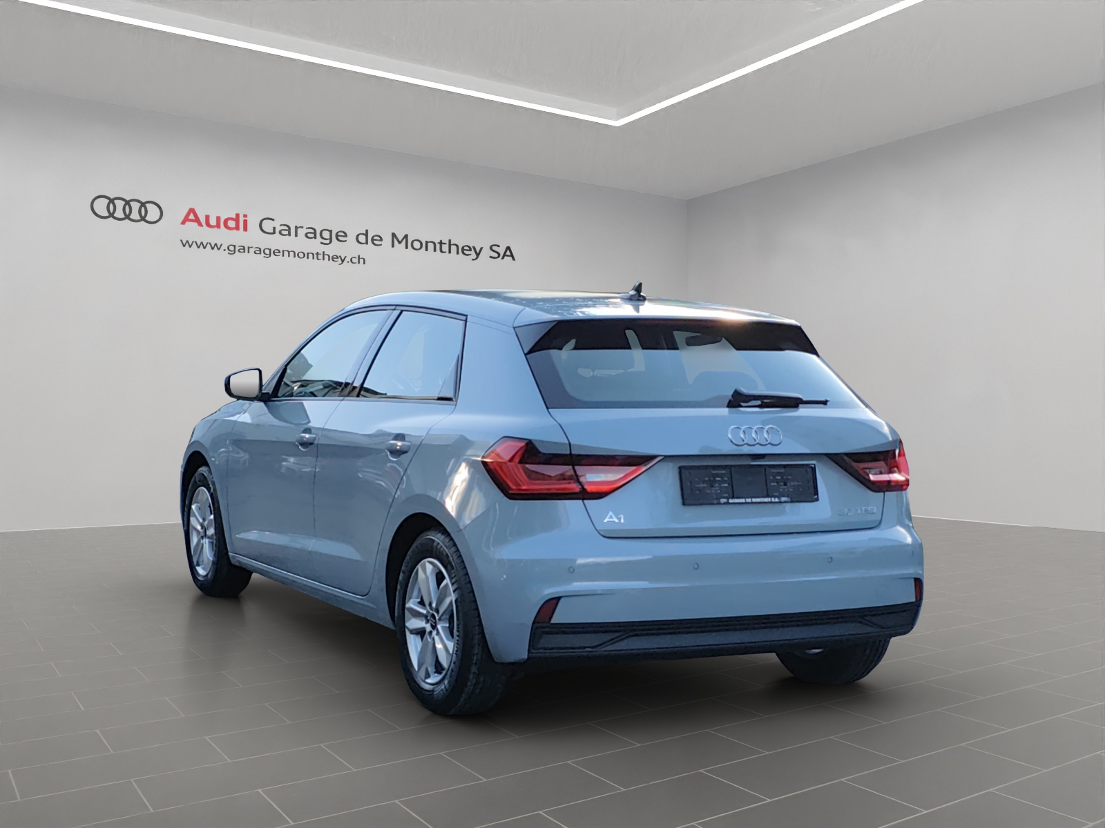 AUDI A1 Sportback 30 TFSI Attraction S-tronic-image-2