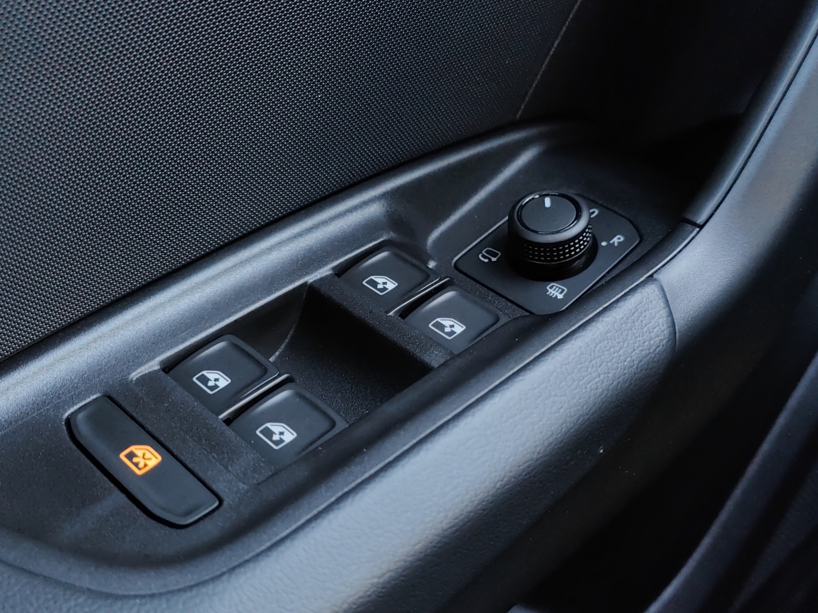 AUDI A1 Sportback 30 TFSI Attraction S-tronic-image-15