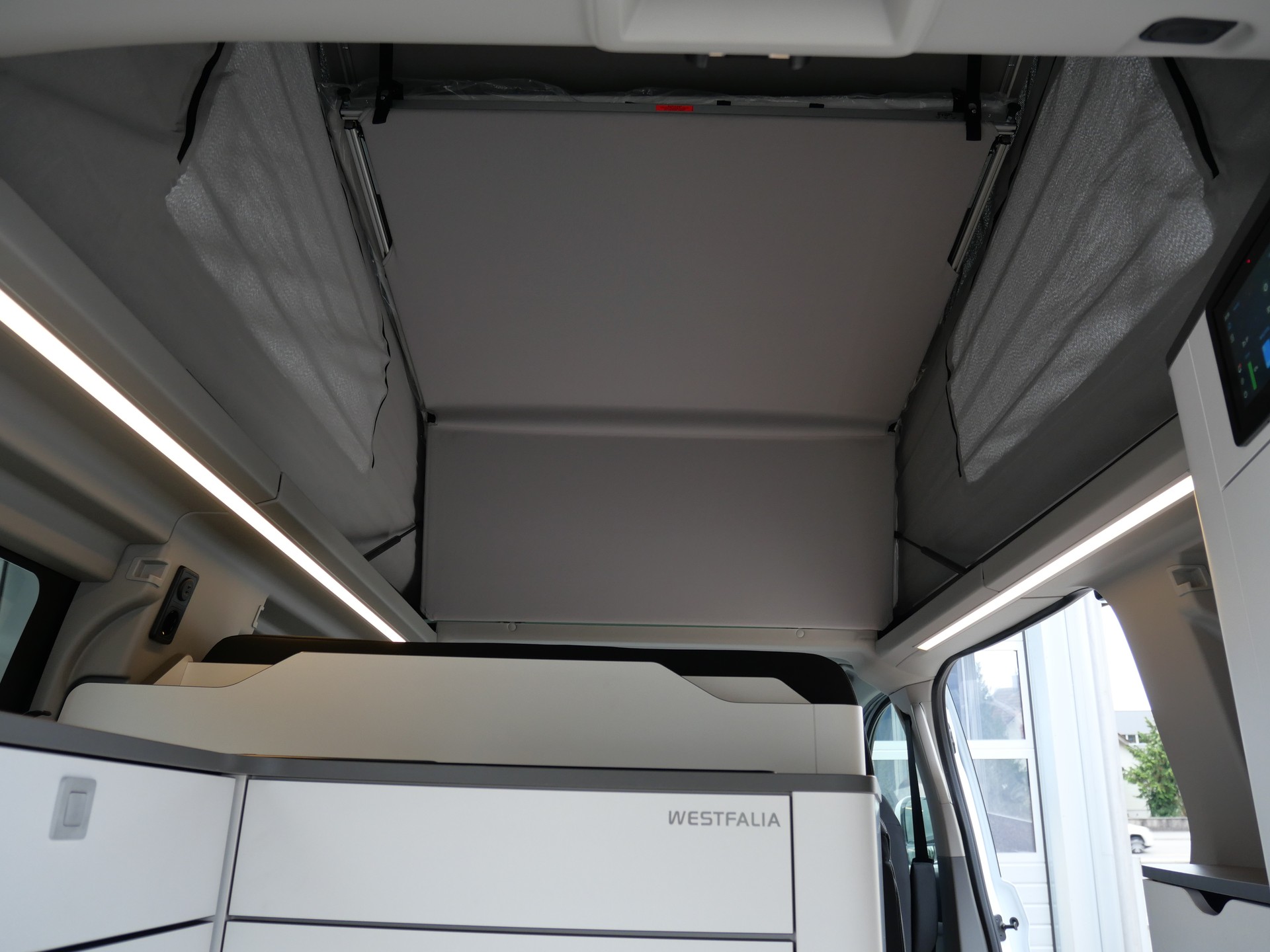FORD Tourneo Custom Nugget Westfalia-image-14