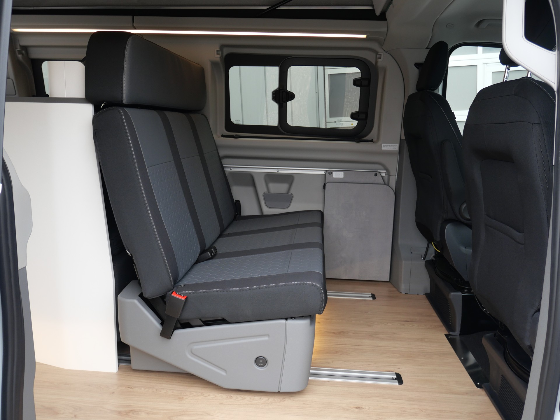 FORD Tourneo Custom Nugget Westfalia-image-17