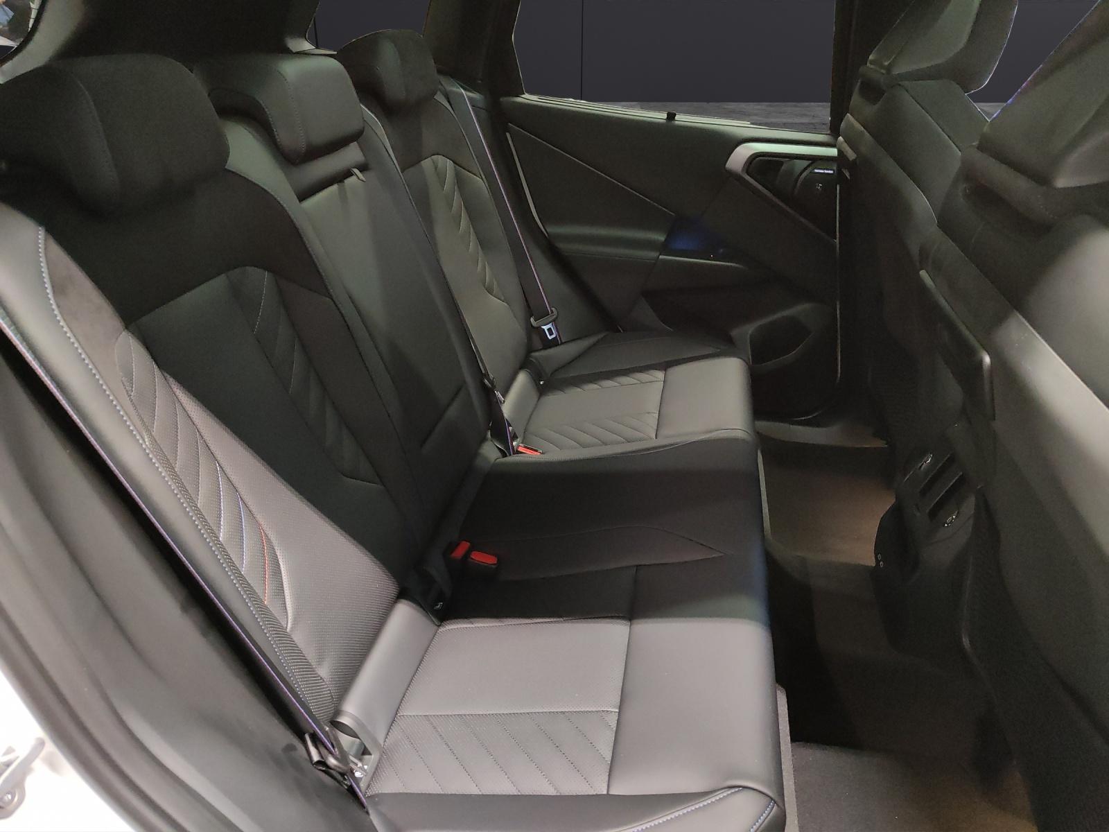 BMW X3 40d xDrive-image-16