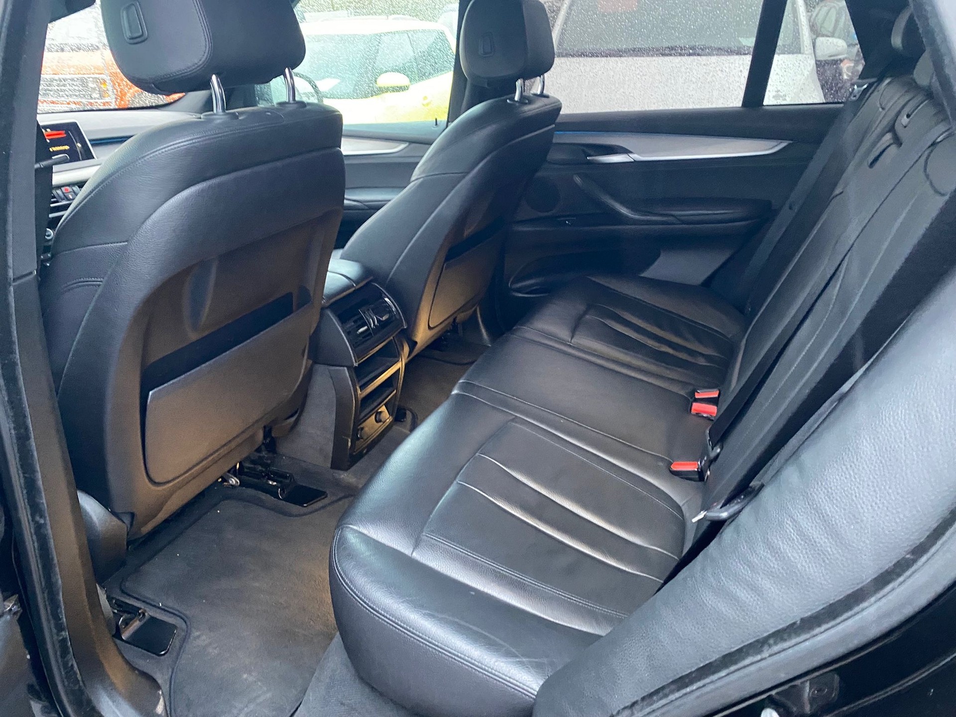 BMW X5 xDrive 25d Steptronic-image-13