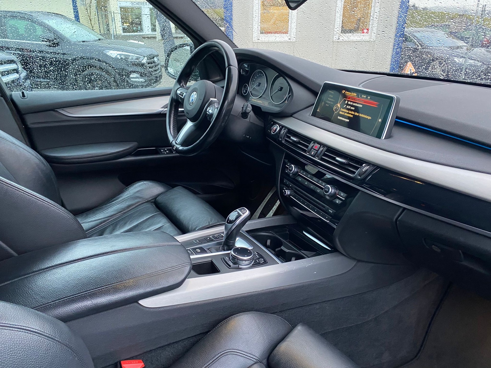 BMW X5 xDrive 25d Steptronic-image-11