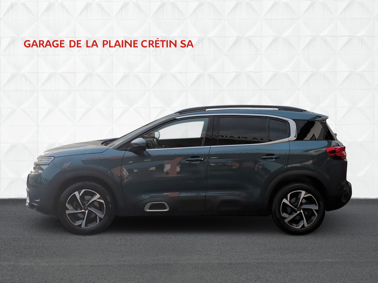 CITROEN C5 Aircross 1.5 BlueHD Feel EAT8-image-2