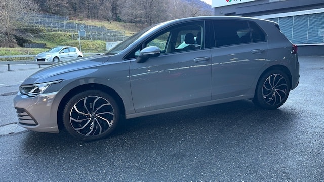 VW Golf 1.0 eTSI mHEV ACTLife DSG-image-5