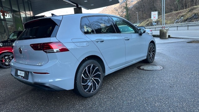 VW Golf 1.0 eTSI mHEV ACTLife DSG-image-11