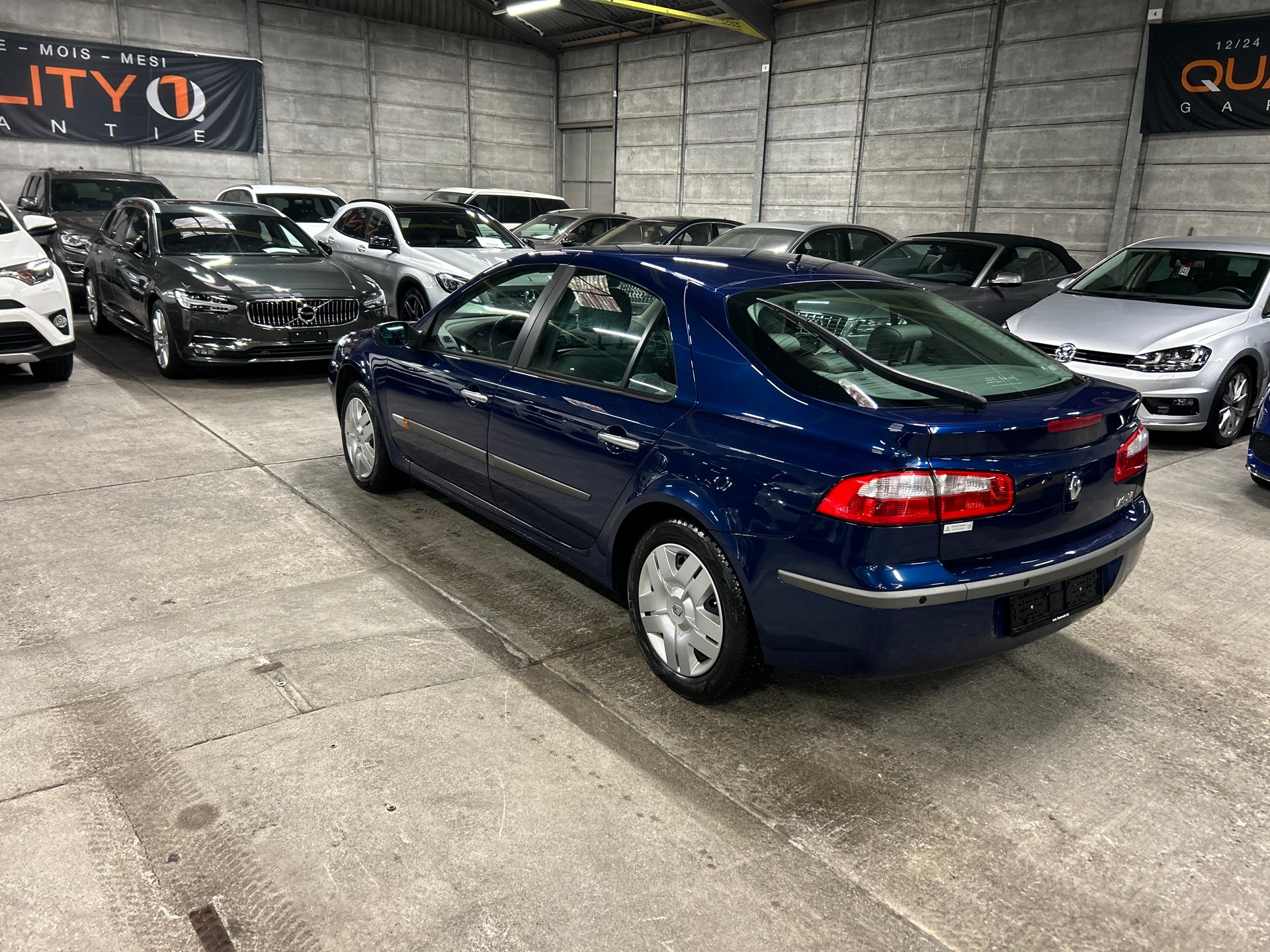 RENAULT Laguna 3.0 V6 24V Initiale Automatic-image-5