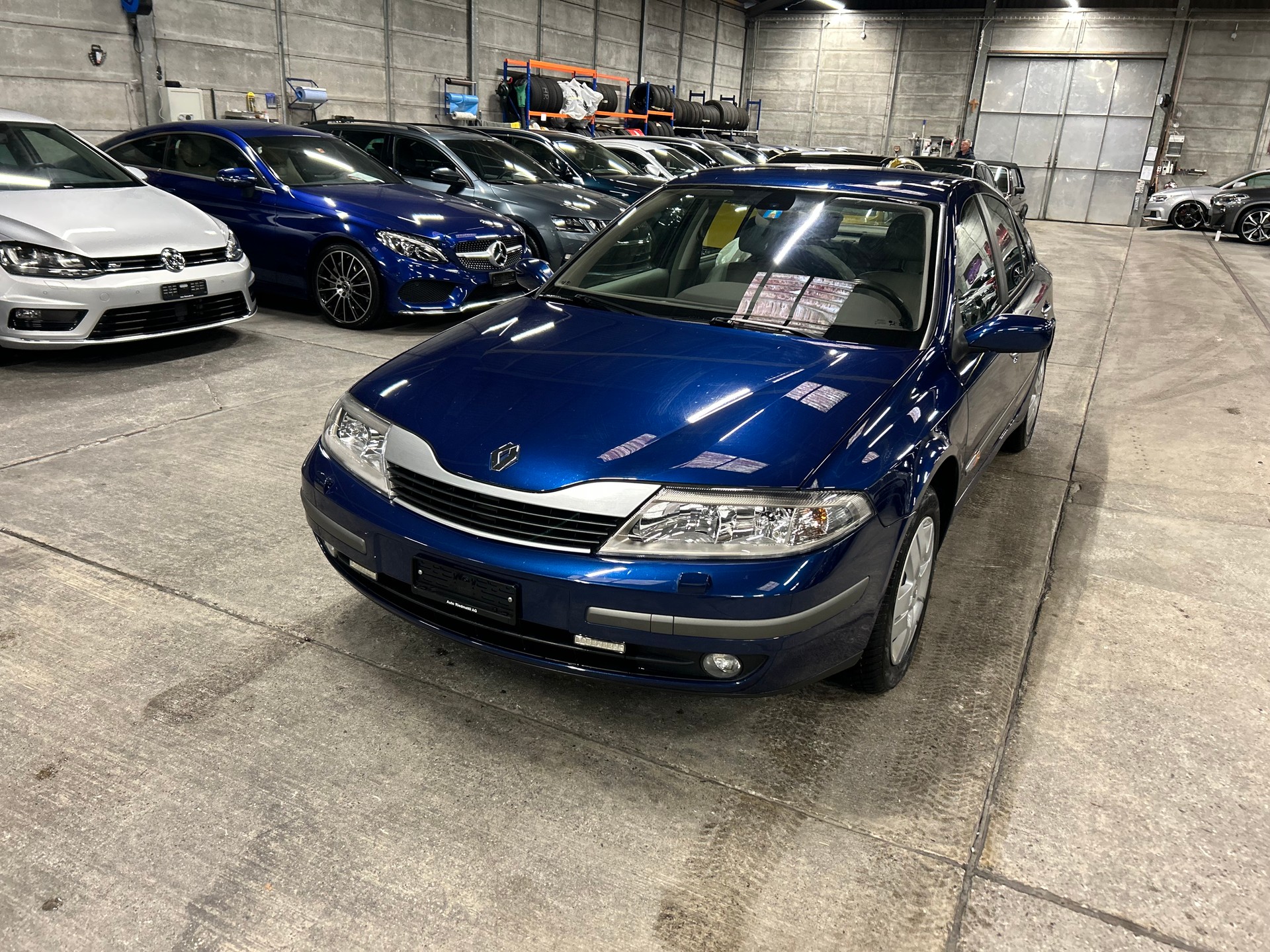 RENAULT Laguna 3.0 V6 24V Initiale Automatic-image-8