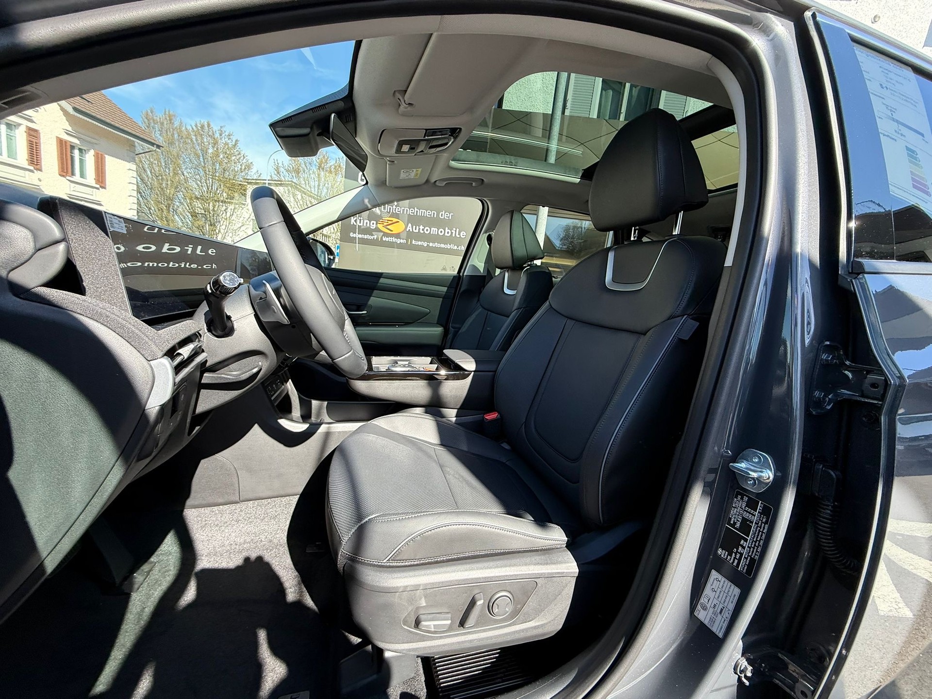 HYUNDAI Tucson 1.6 TGDI HEV Vertex 4WD Swiss Edition-image-9
