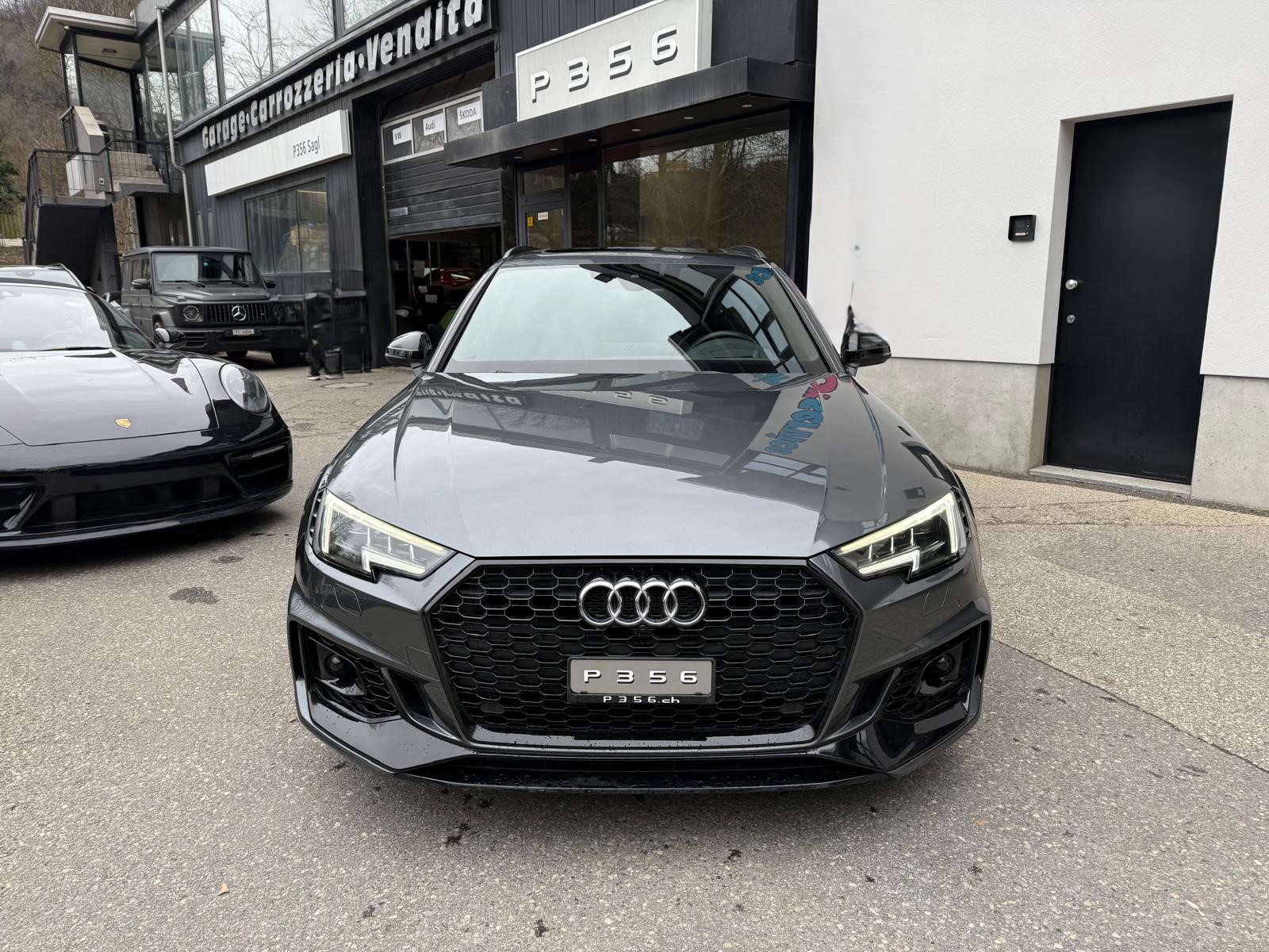 AUDI RS4 Avant 2.9 TFSI quattro tiptronic-image-3