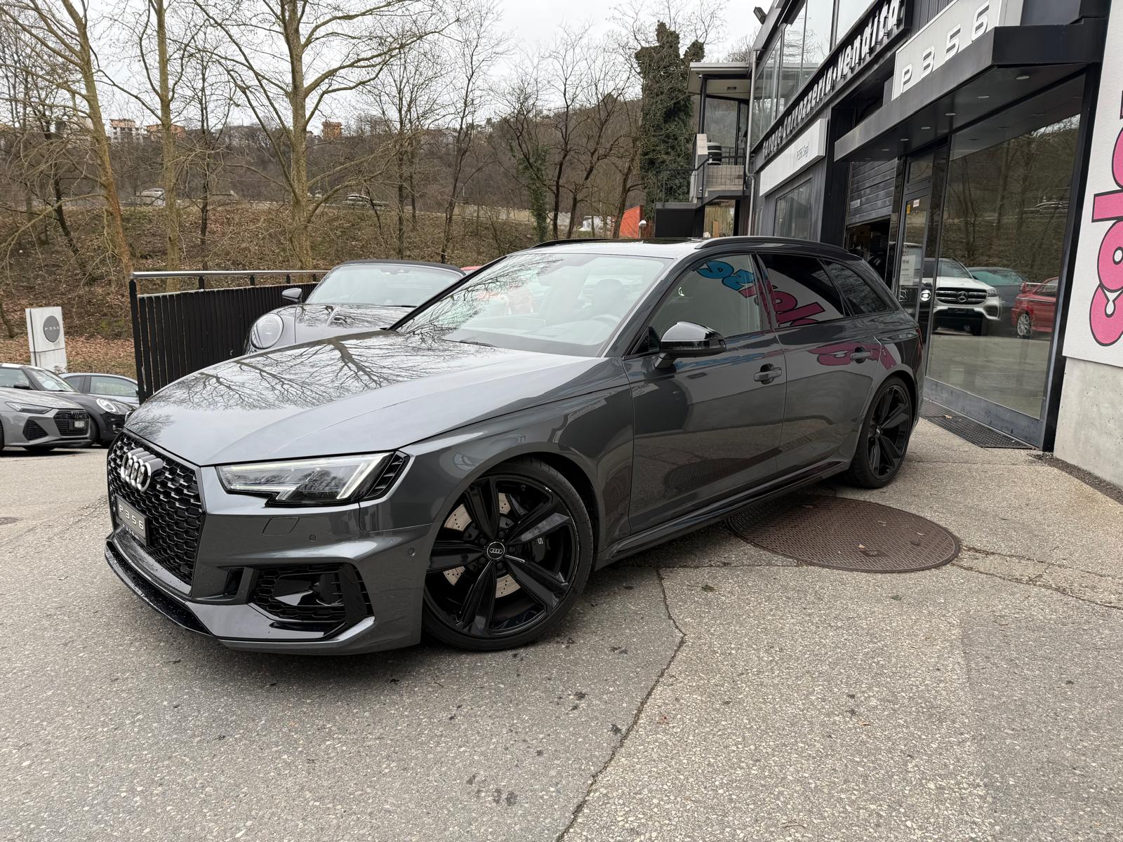 AUDI RS4 Avant 2.9 TFSI quattro tiptronic-image-2