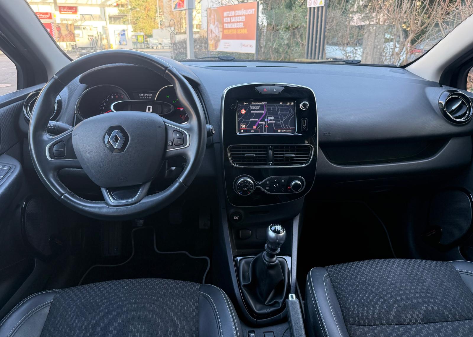 RENAULT Clio 1.2 16V T Zen-image-4
