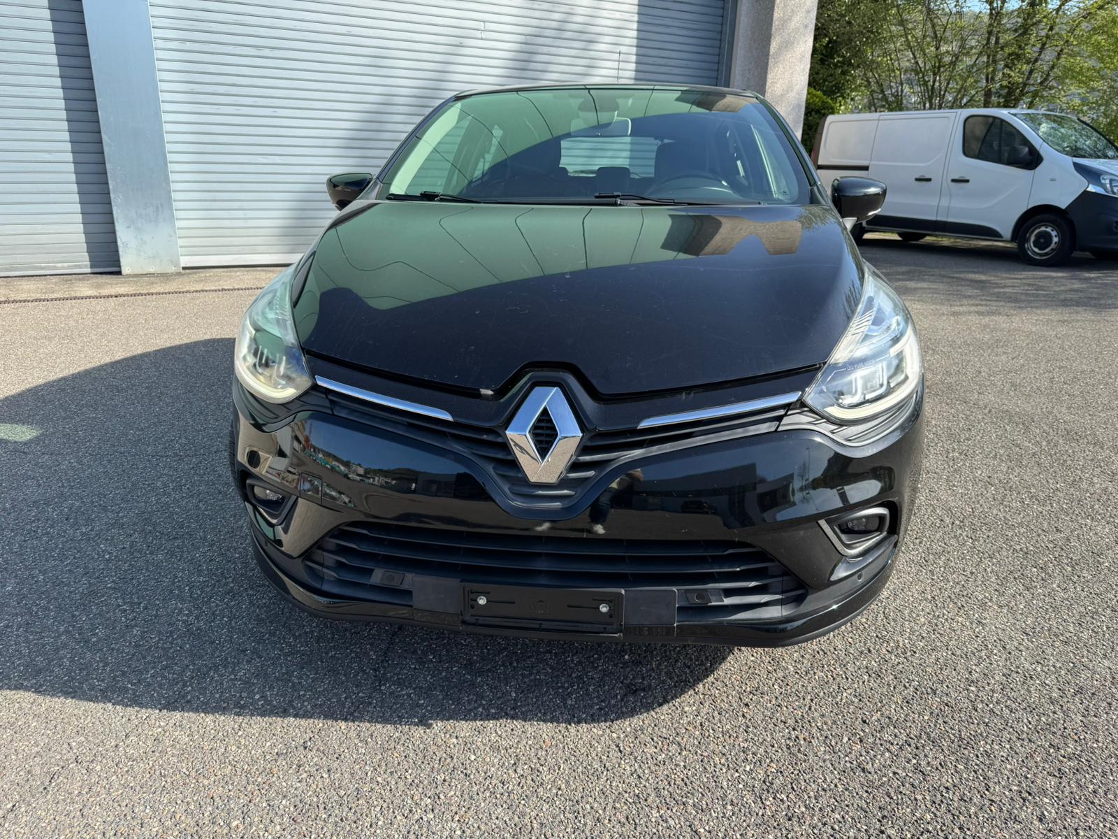 RENAULT Clio 1.2 16V T Zen-image-2