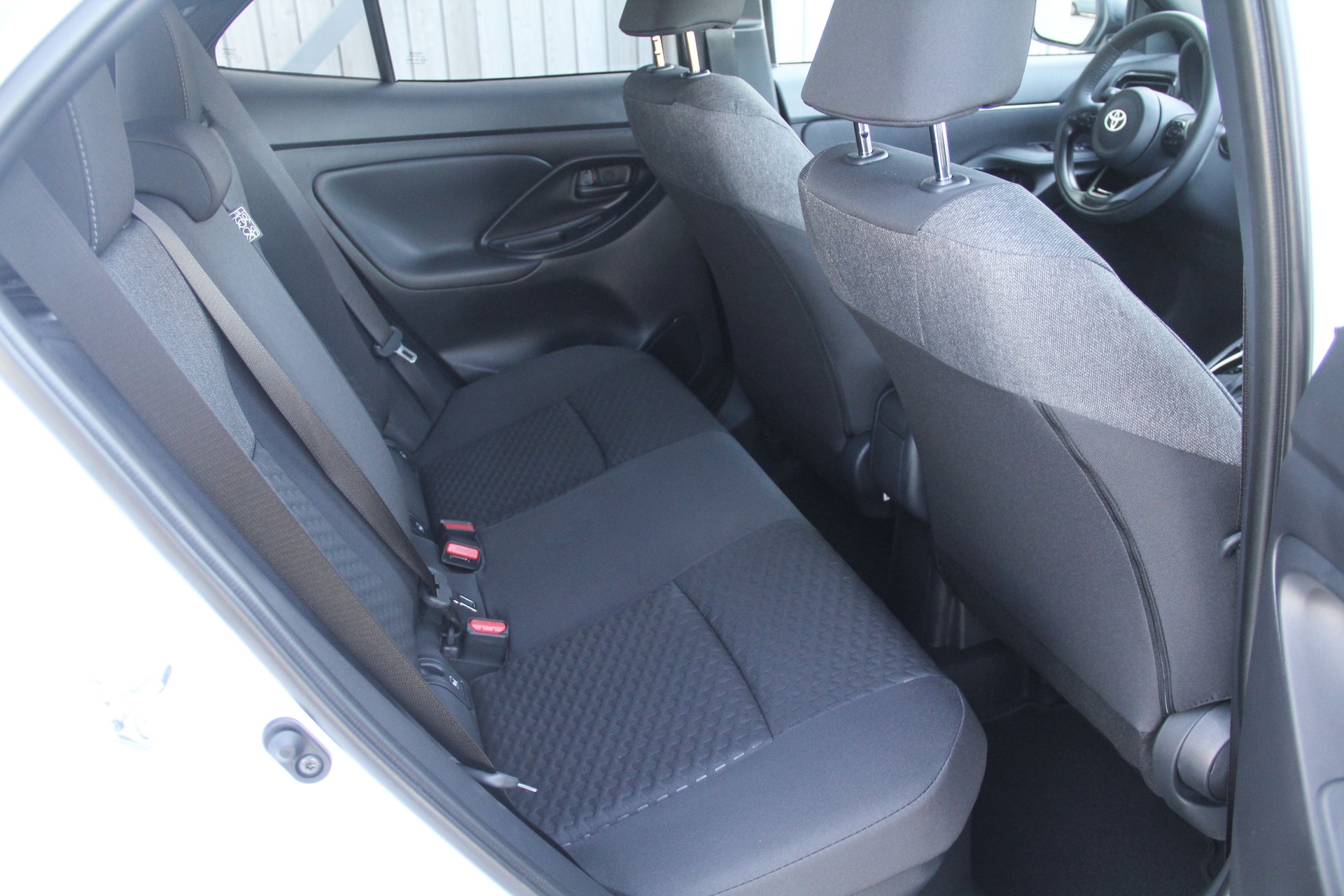TOYOTA Yaris Cross 1.5 Trend e-CVT 130 🇯🇵 ⭐⭐⭐⭐⭐-image-11