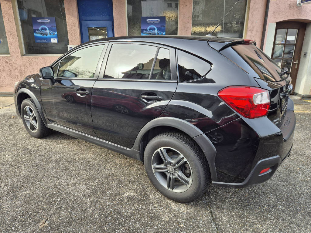 SUBARU XV 2.0i Swiss Two-image-1