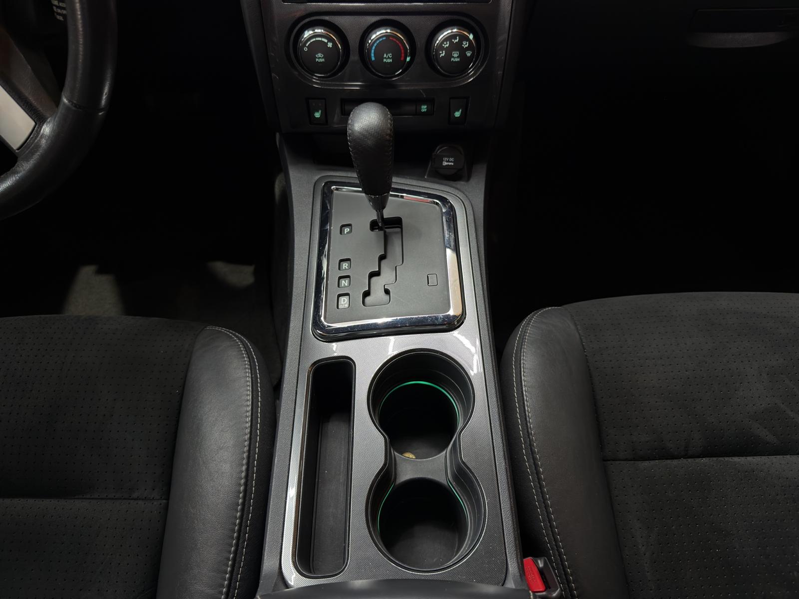 DODGE SRT8-image-21